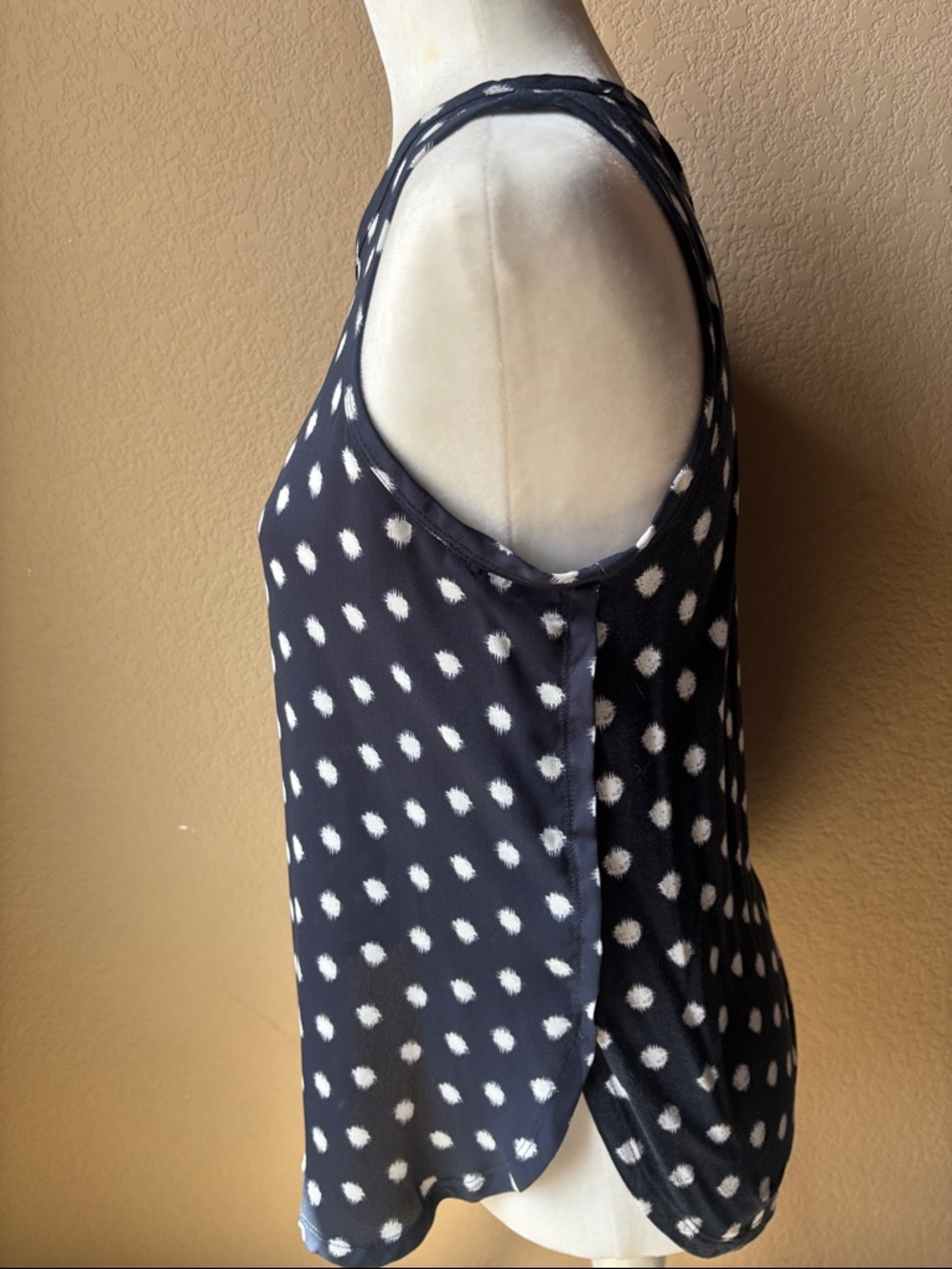 LOFT Navy Blue and White Polka Dot Tank Top - Picture 4 of 6